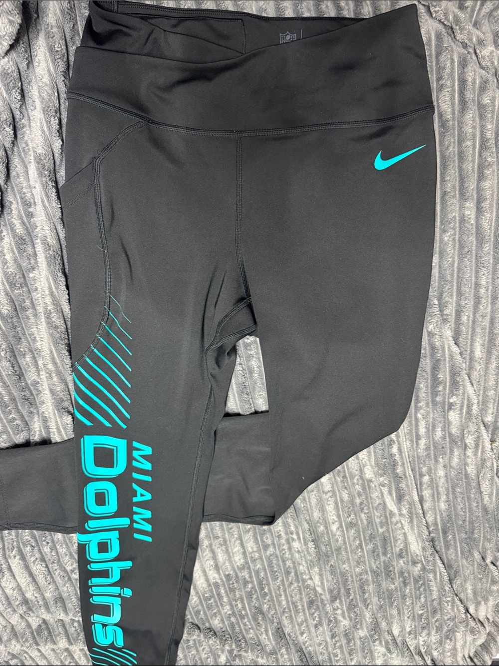 Nike women’s Miami Dolphins leggings